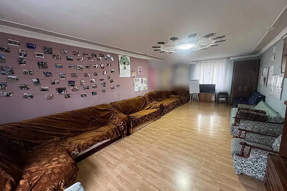 Зала для груп і відпочинку